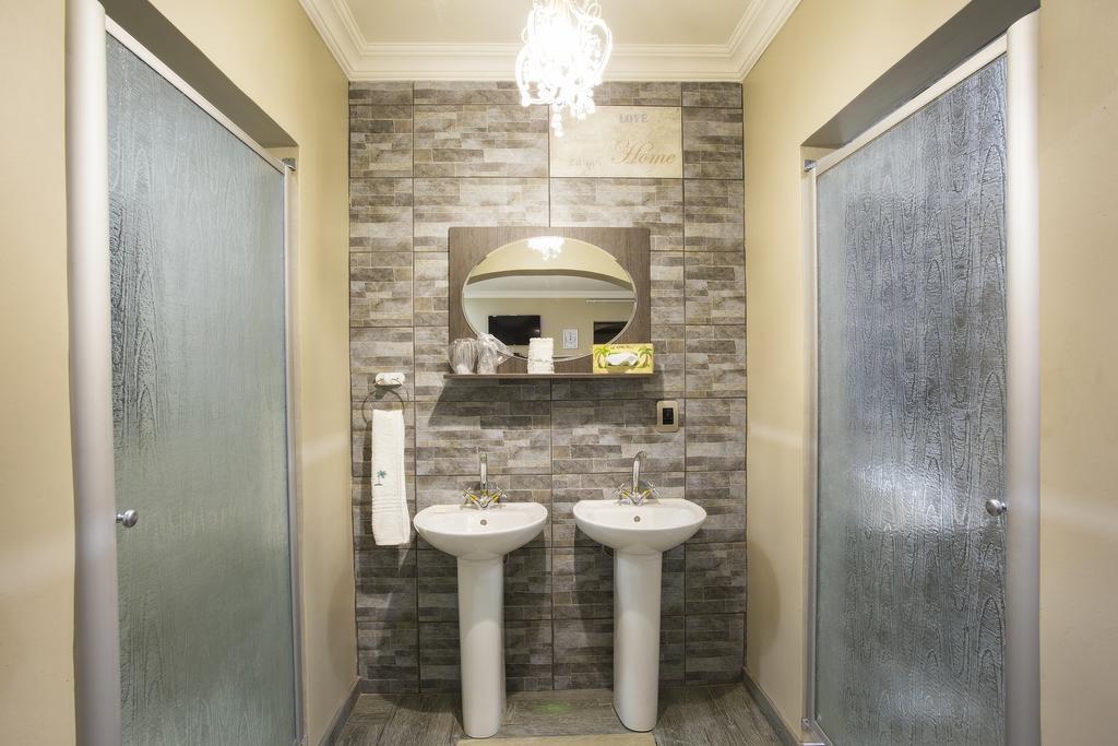 The Royal Palm B&B Ohrigstad エクステリア 写真