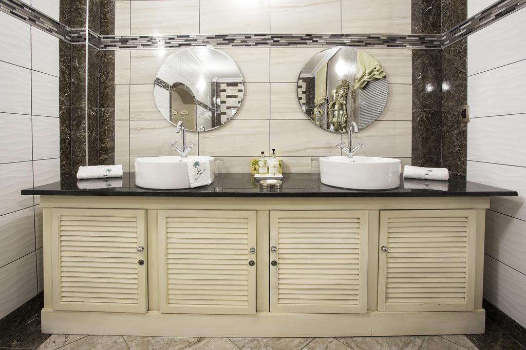 The Royal Palm B&B Ohrigstad エクステリア 写真